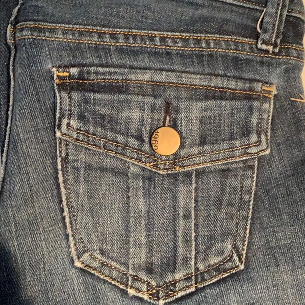 GAP jeans sz 0. - Picture 3 of 4